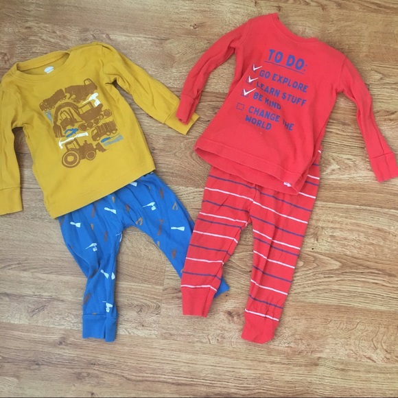 Old Navy Other - 👶🏻 Old Navy toddler boy pajamas, set of 2 👶🏻